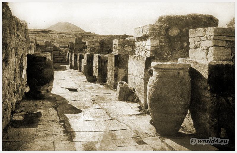 Ancient Greece architecture. Crete Knossos. The Palace of Minos. Sir Walter Evans. Greek Archaeology Labyrinth.