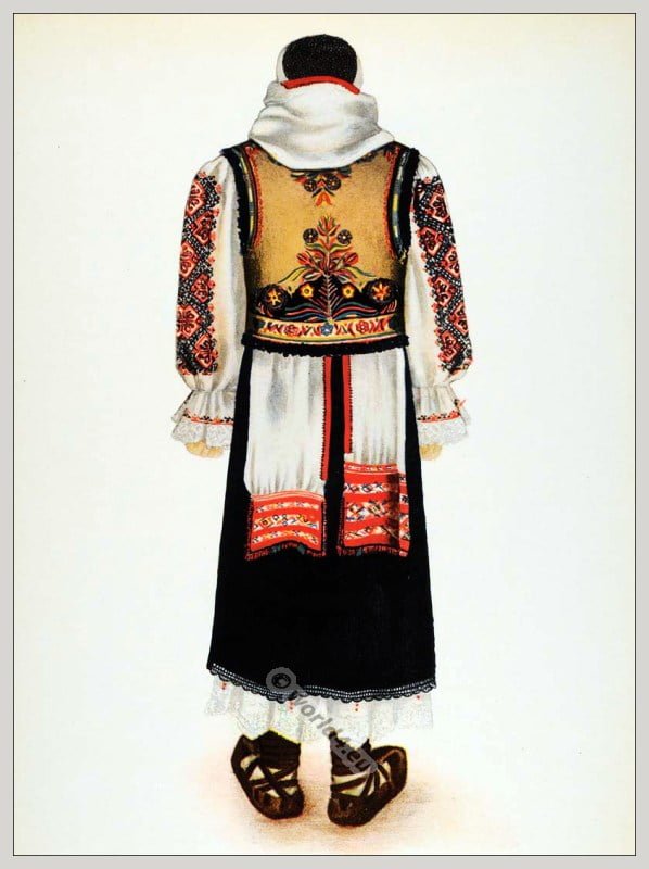 Traditional Romanian costumes. Hairstyle and Headdresses.