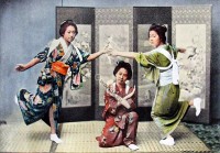 Family Dance in Japan. Danse en Famille au Japon, 1895.