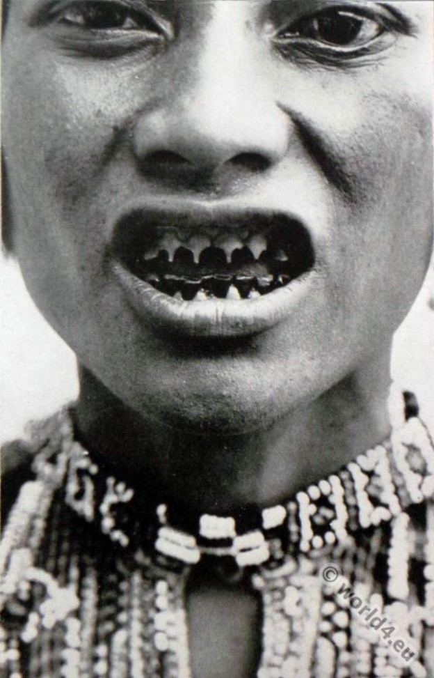 Bagobo. Pointed teeth. Philippines Indigenous ethnic group. Manobo, Manuvu, Obbo, Obo,