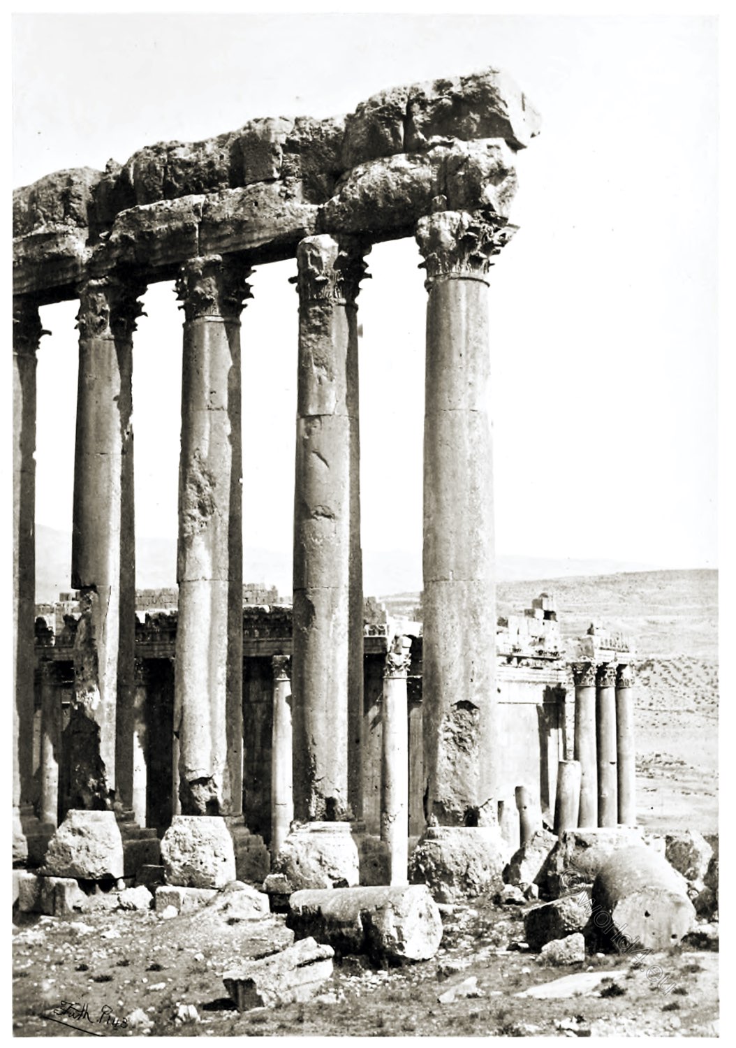 Francis Frith, Balbeek, Lebanon, great, columns, temple, Roman, Antiquity, Architecture, 