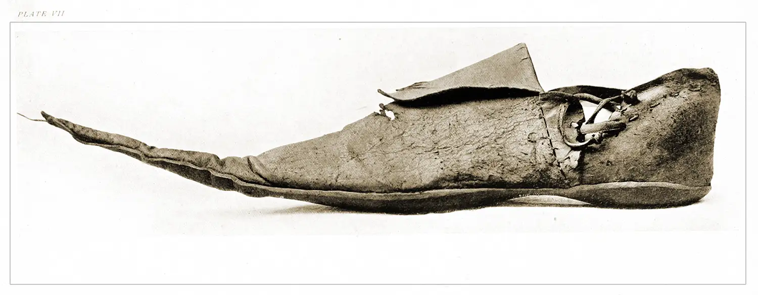 Beak shoe, 15th century, Poulaines, Crakows, Middle ages,